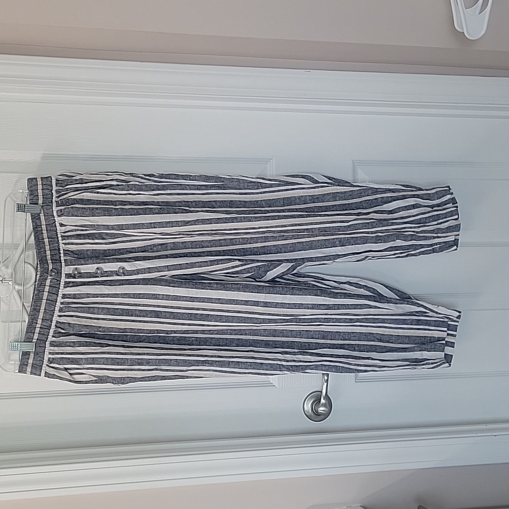 Loft Striped Linen High Rise Pull On Cropped Pants